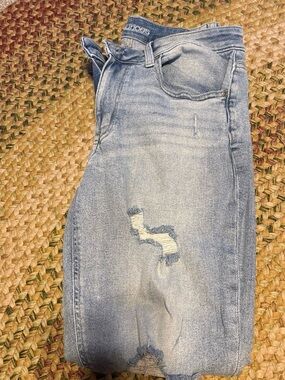 Light Blue Women's Distressed Jeans Maurice's